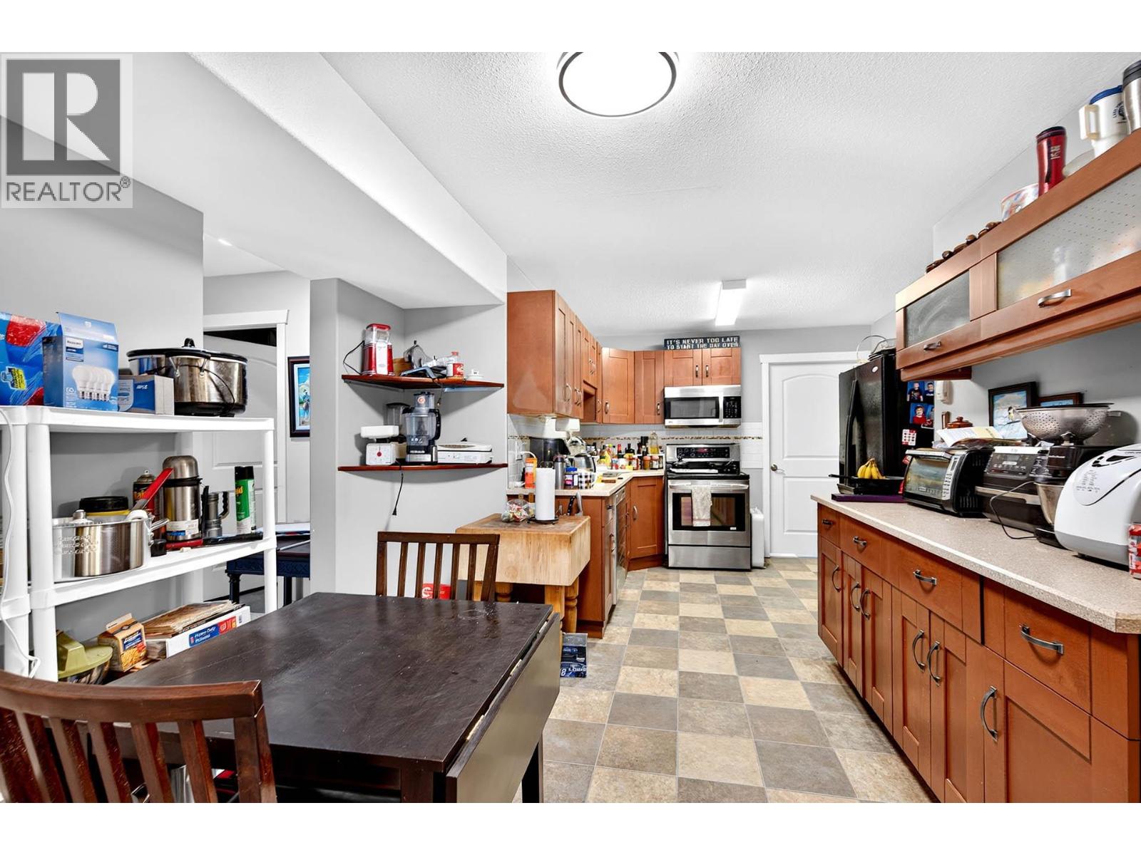 3833 Marmot Road, Kamloops, British Columbia  V1S 1Y8 - Photo 14 - 10396415