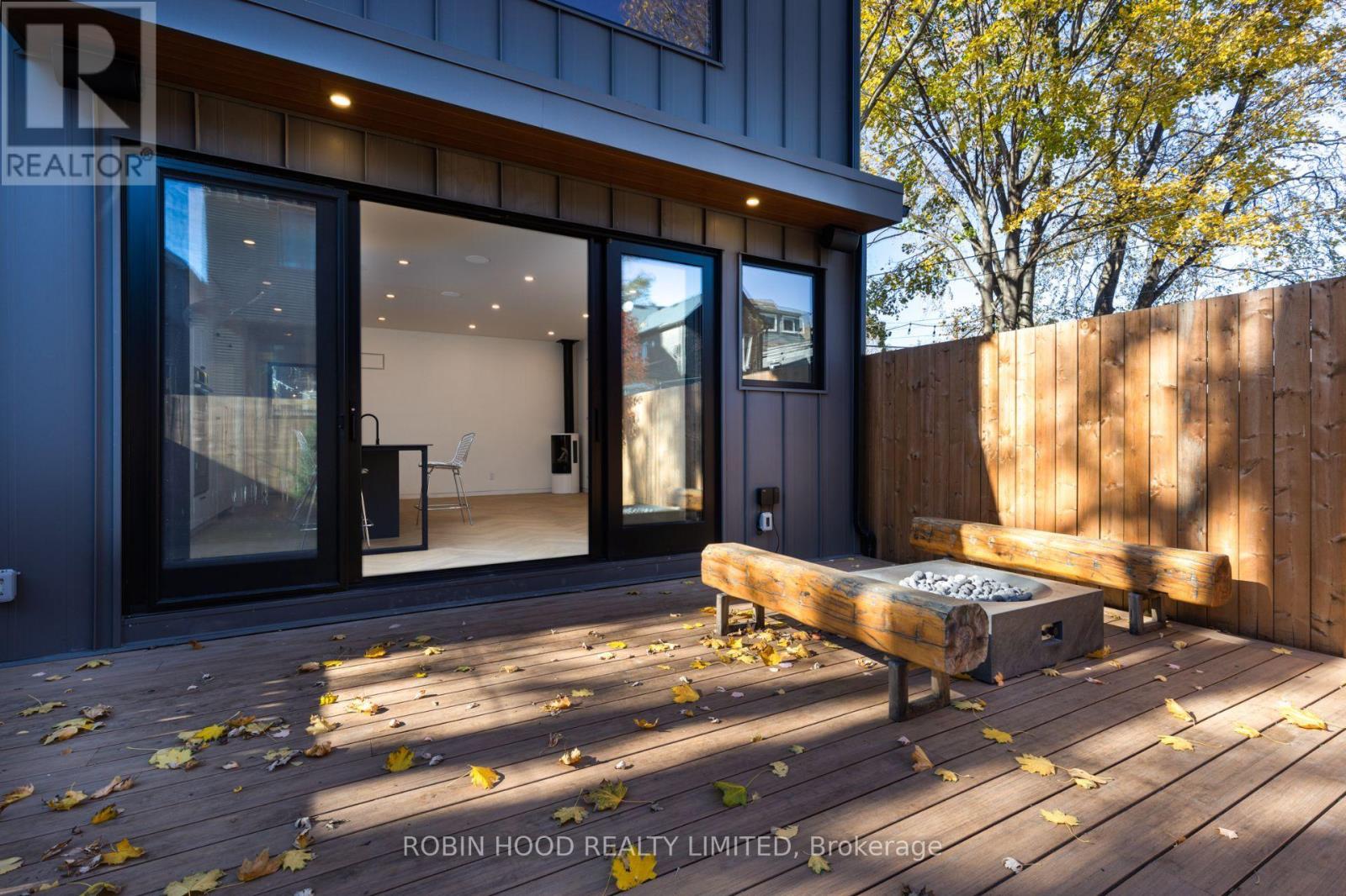 R/laneway - 60 Jones Avenue, Toronto, Ontario M4M 2Z8 - Photo 3 - E13642482