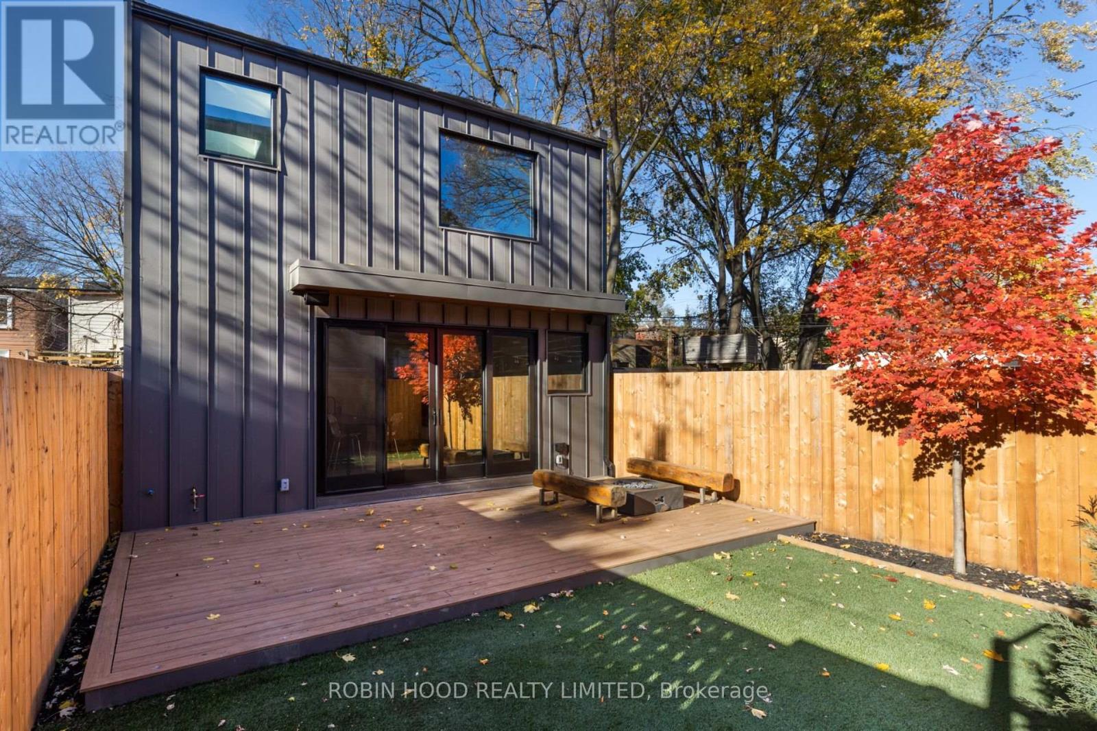 R/laneway - 60 Jones Avenue, Toronto, Ontario M4M 2Z8 - Photo 4 - E13642482