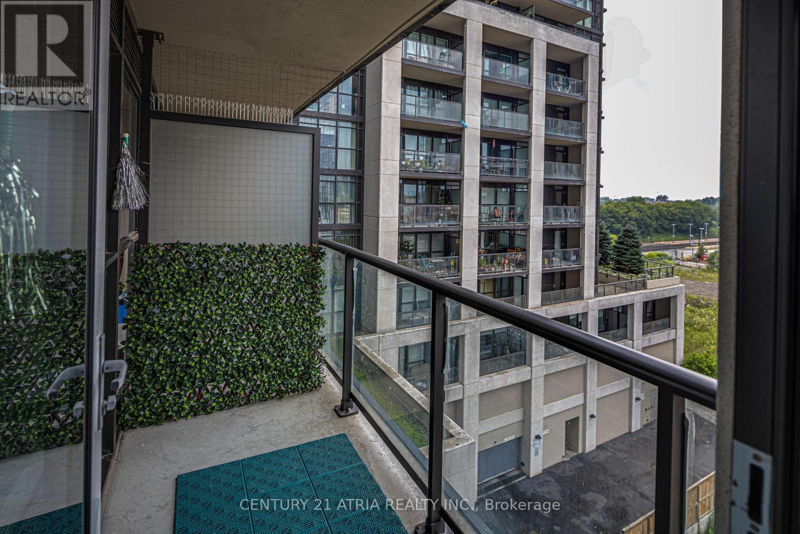 503 - 8 Trent Avenue, Toronto, Ontario  M4C 0A6 - Photo 15 - E13642504