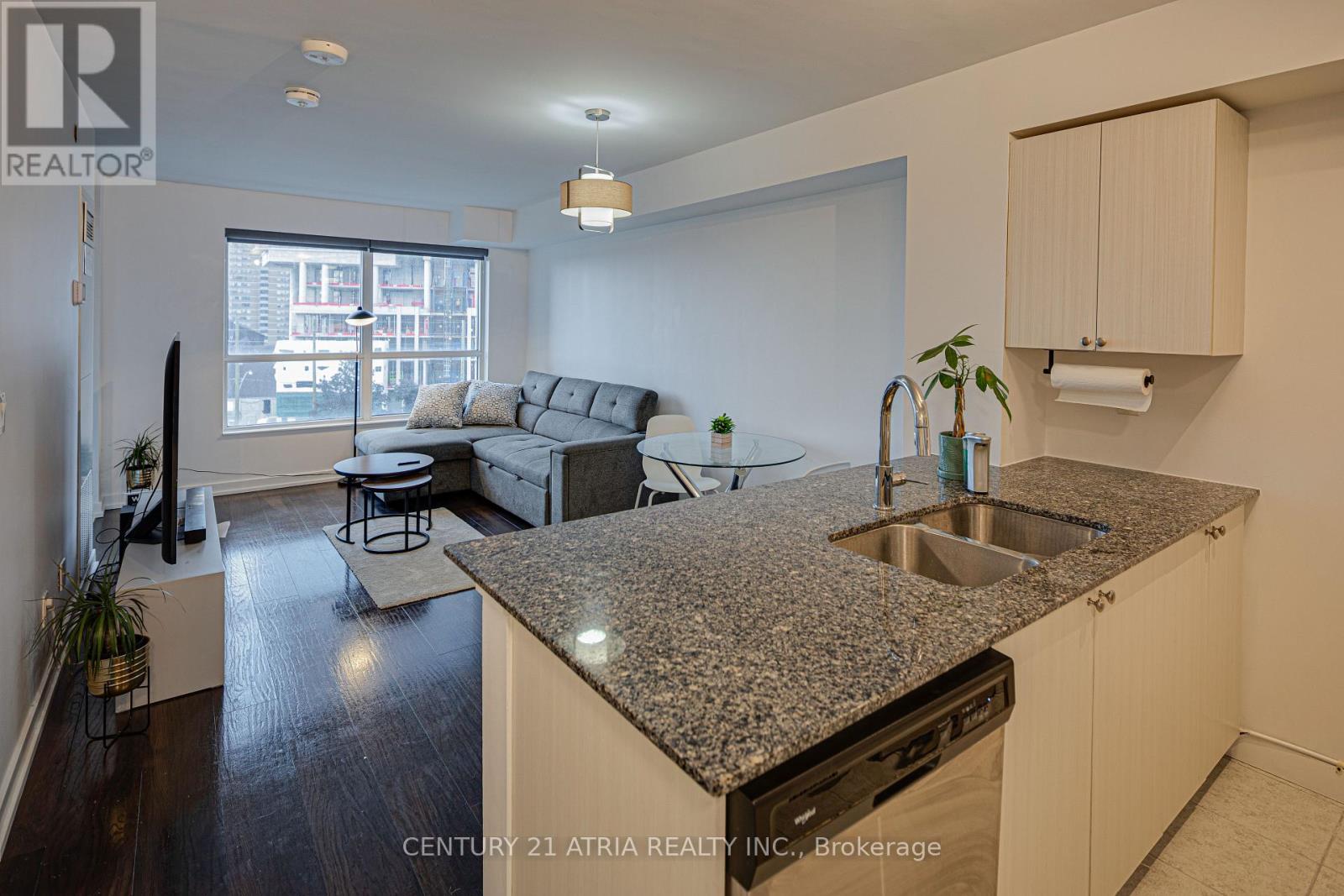 503 - 8 Trent Avenue, Toronto, Ontario  M4C 0A6 - Photo 7 - E13642504