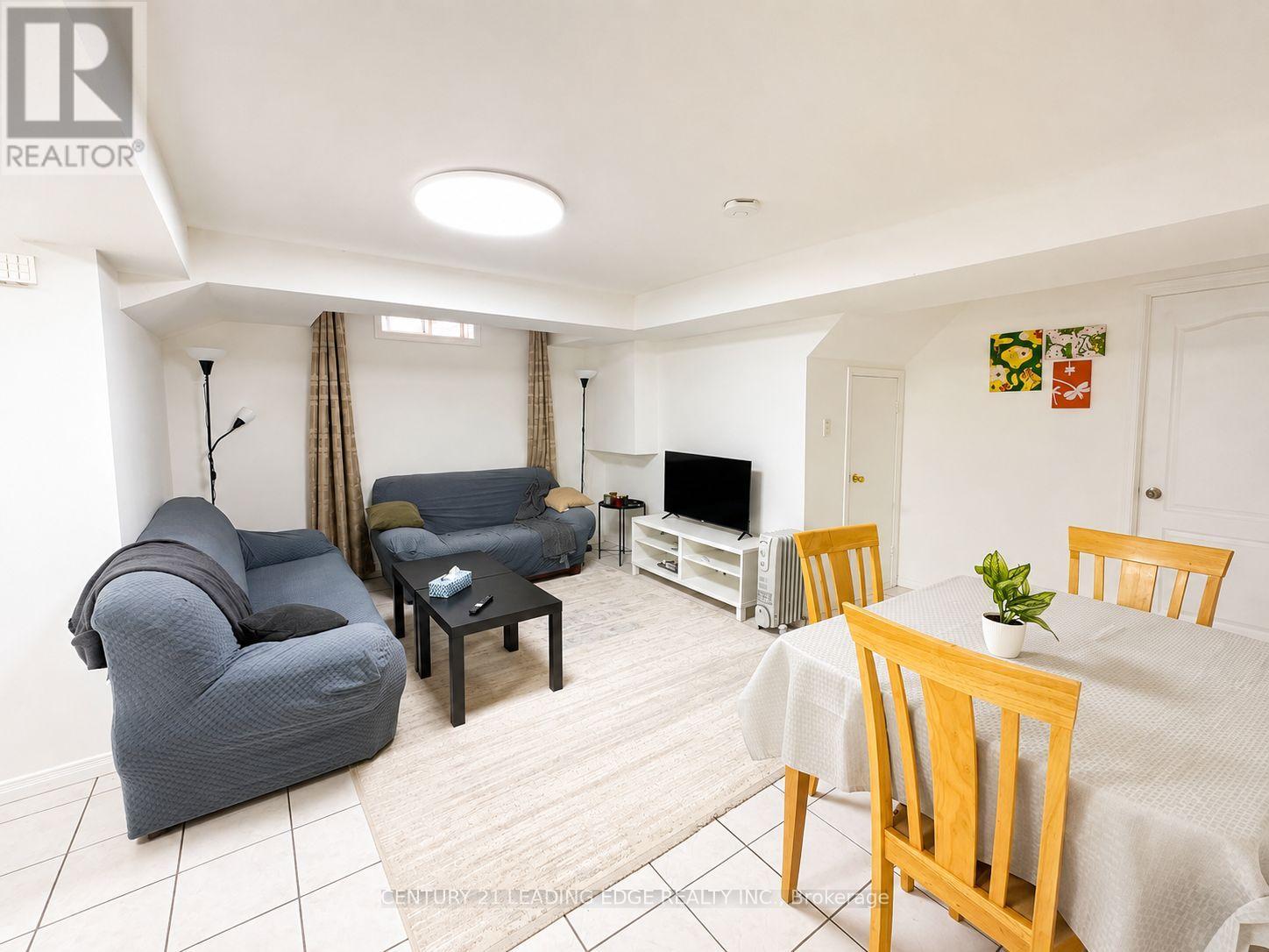Bsmt - 48 Foxfield Crescent, Vaughan, Ontario L4K 5G1 - Photo 3 - N13642478