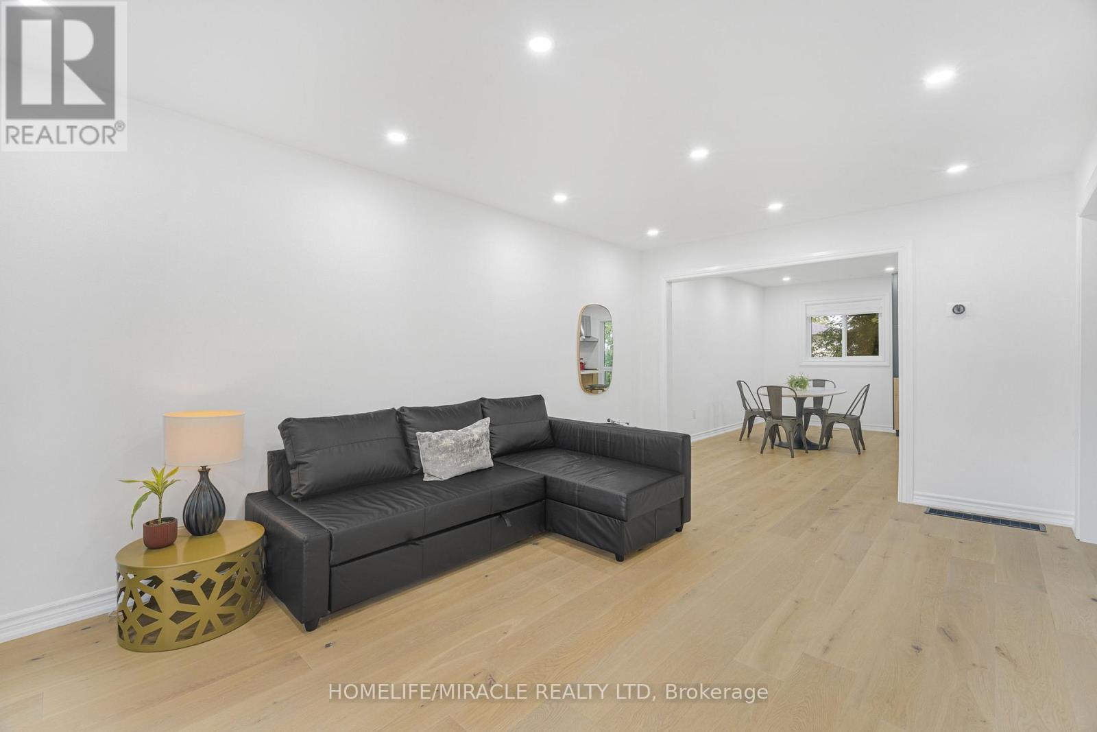 51 - 210 Royal Orchard Boulevard, Markham, Ontario L3T 3E7 - Photo 19 - N13642522