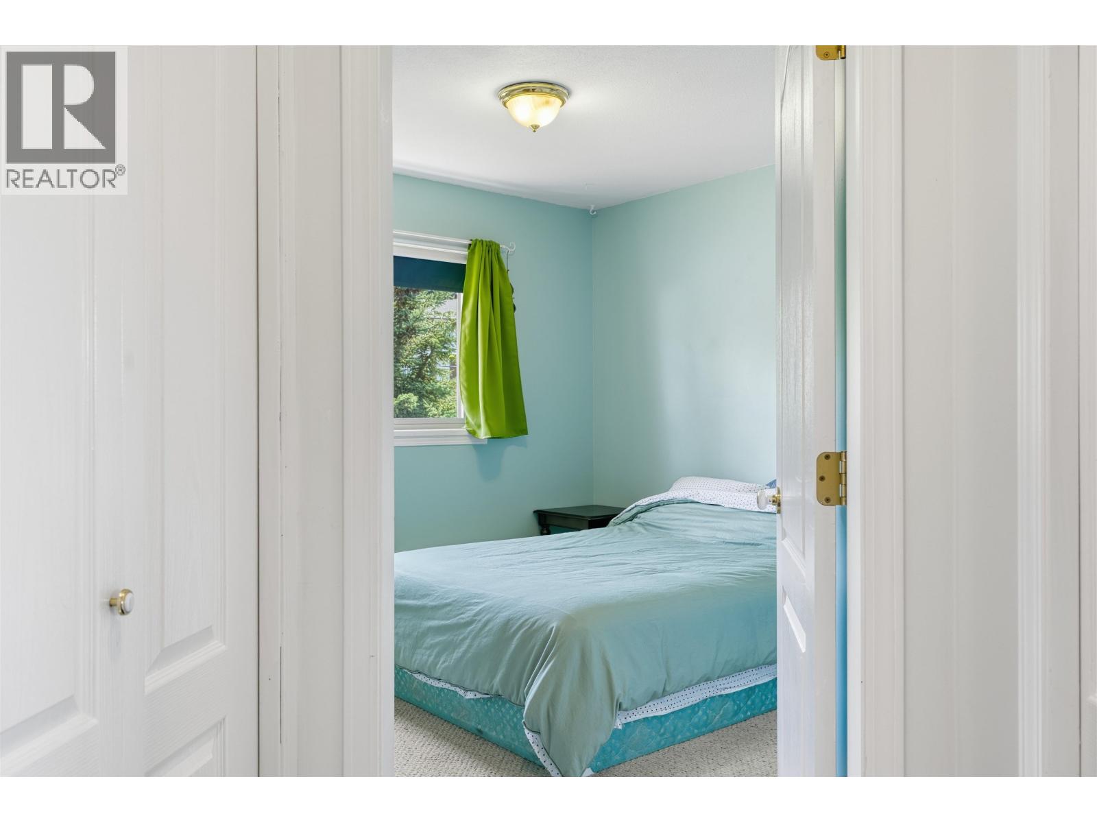 4904 Telqua Drive, 108 Mile Ranch, British Columbia  V0K 2Z0 - Photo 23 - R3153167