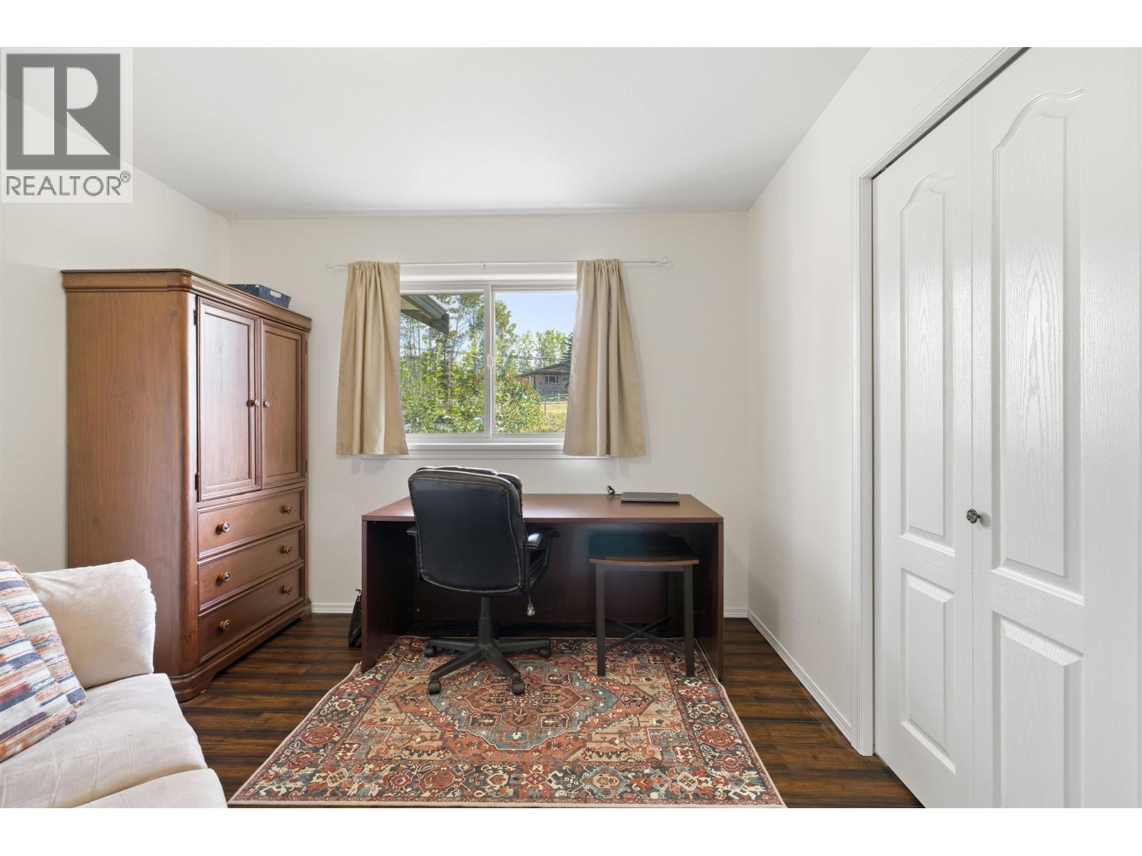 4904 Telqua Drive, 108 Mile Ranch, British Columbia  V0K 2Z0 - Photo 29 - R3153167
