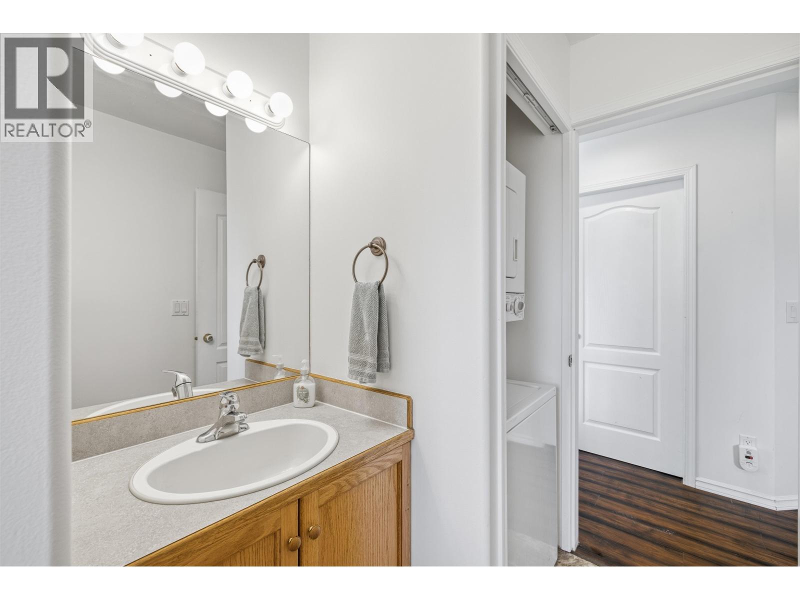 4904 Telqua Drive, 108 Mile Ranch, British Columbia  V0K 2Z0 - Photo 26 - R3153167