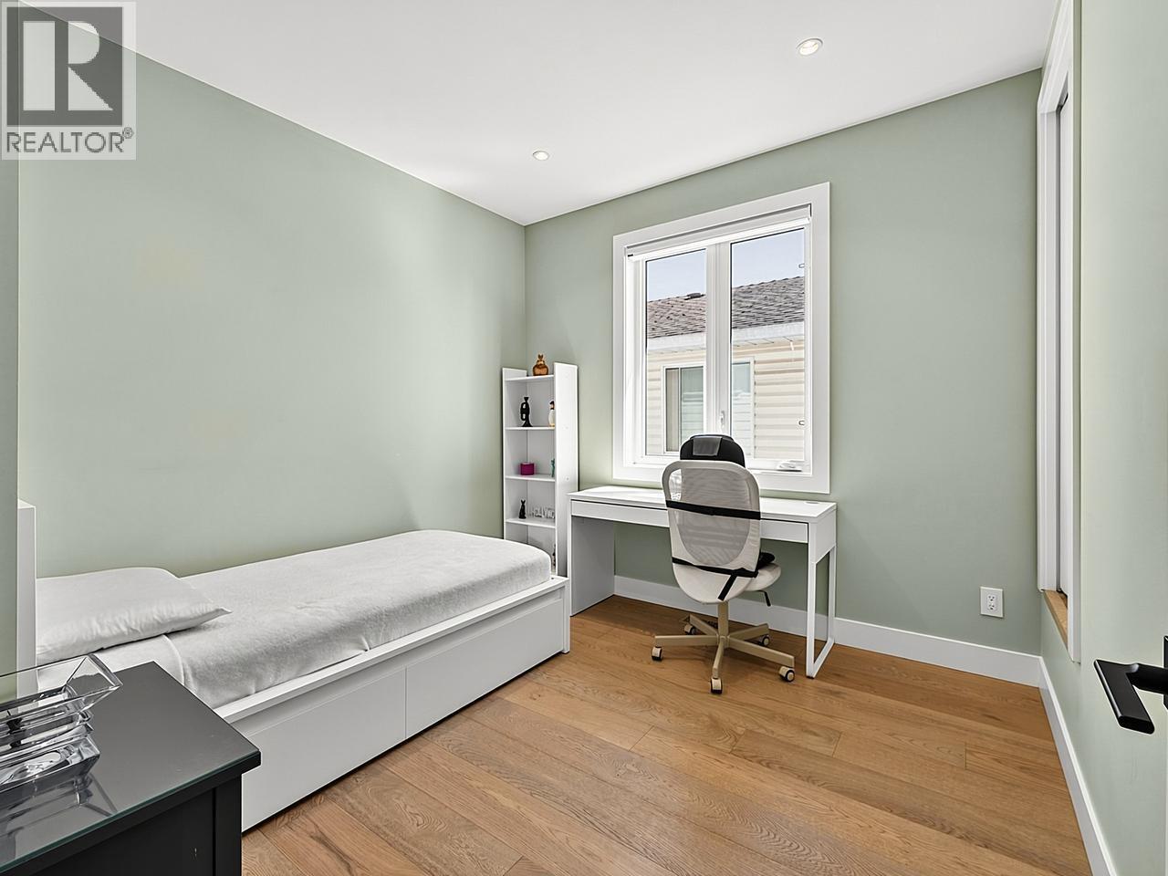 1324 W 15th Street, North Vancouver, British Columbia  V7P 1N2 - Photo 14 - R3152796