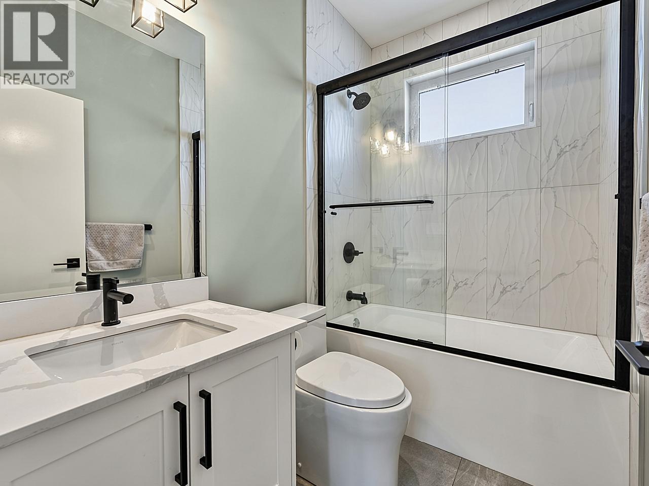 1324 W 15th Street, North Vancouver, British Columbia  V7P 1N2 - Photo 13 - R3152796