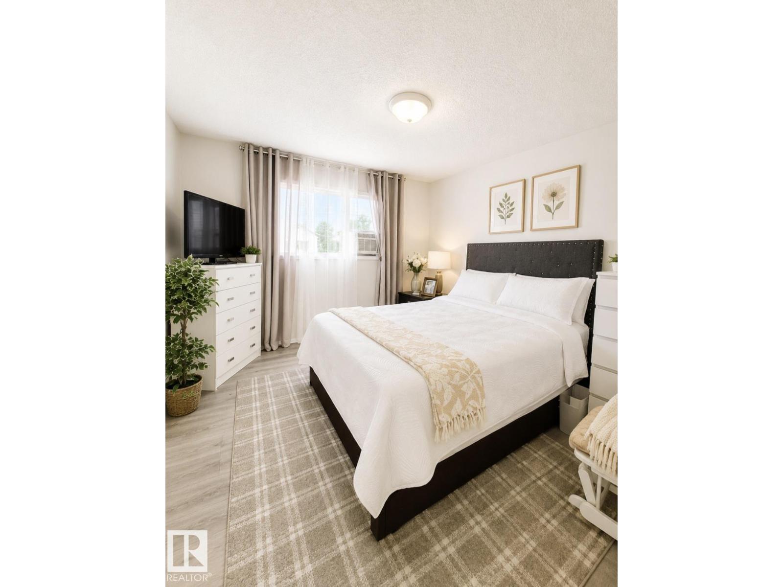 3236 27 Av Nw, Edmonton, Alberta  T6T 1P8 - Photo 10 - E4501112