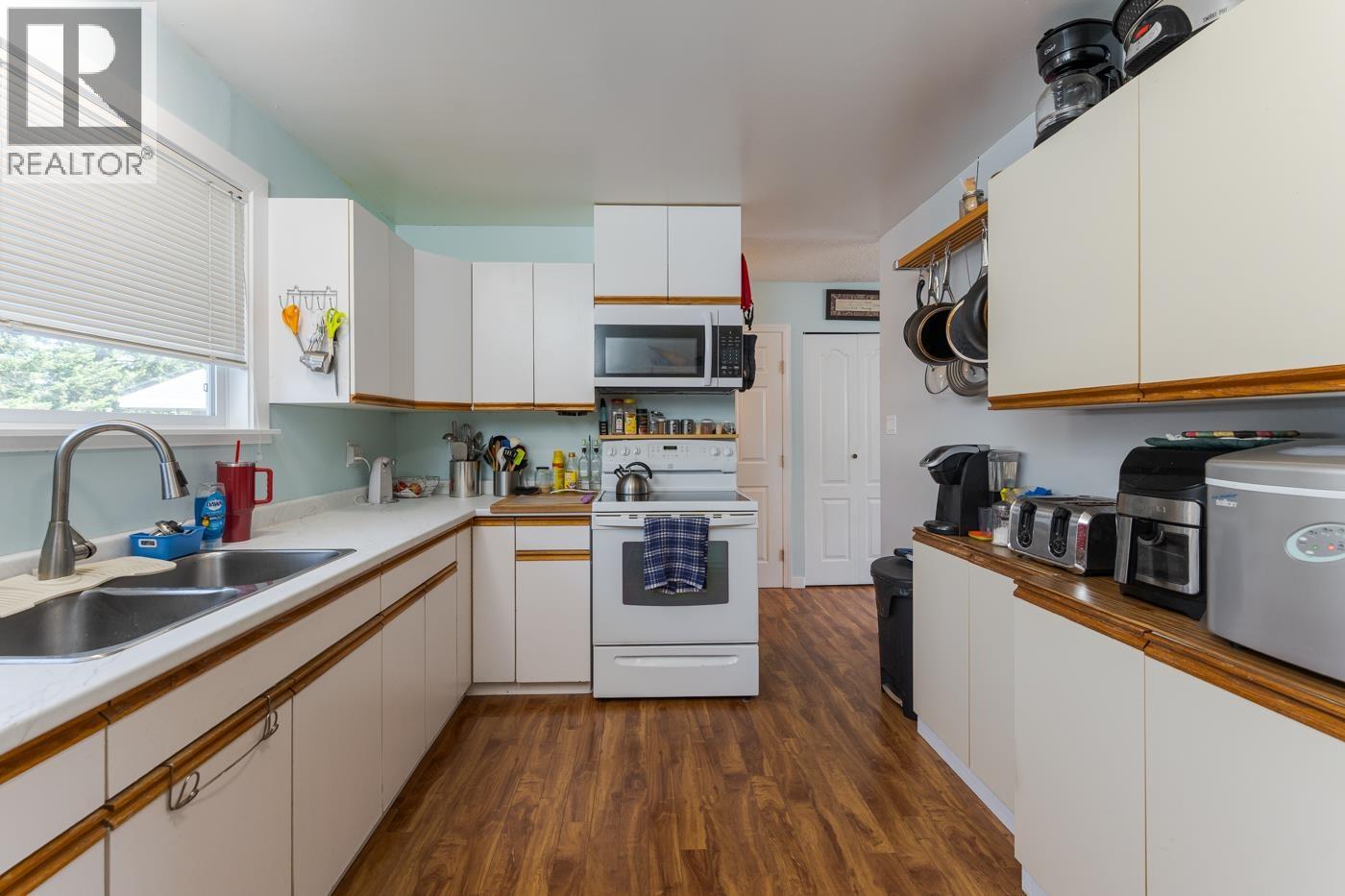 180 Mcarthur Place, Prince George, British Columbia  V2M 5N4 - Photo 4 - R3152258