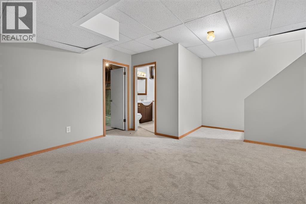 35 Penworth Place SE, Calgary, Alberta  T2A 4G4 - Photo 21 - A2322832