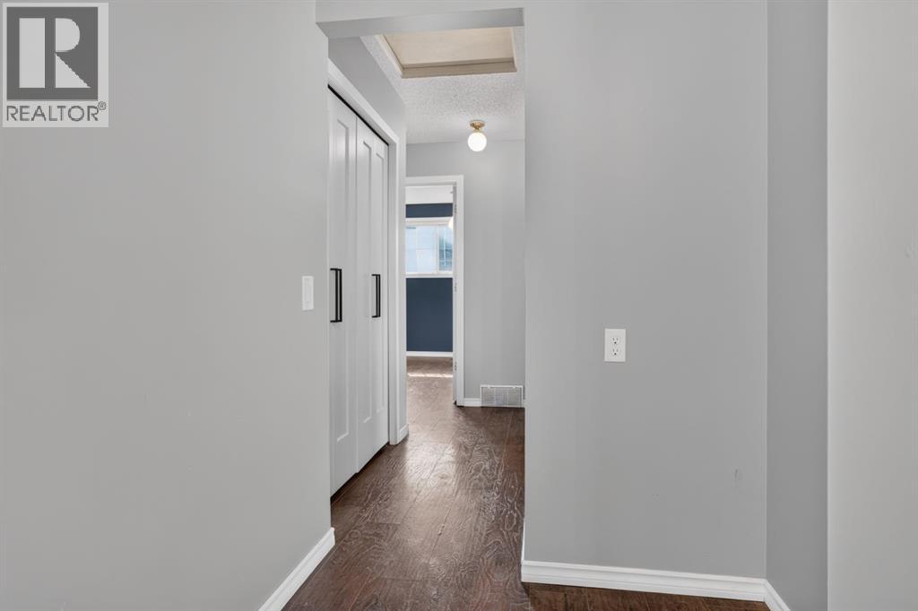 35 Penworth Place SE, Calgary, Alberta  T2A 4G4 - Photo 12 - A2322832