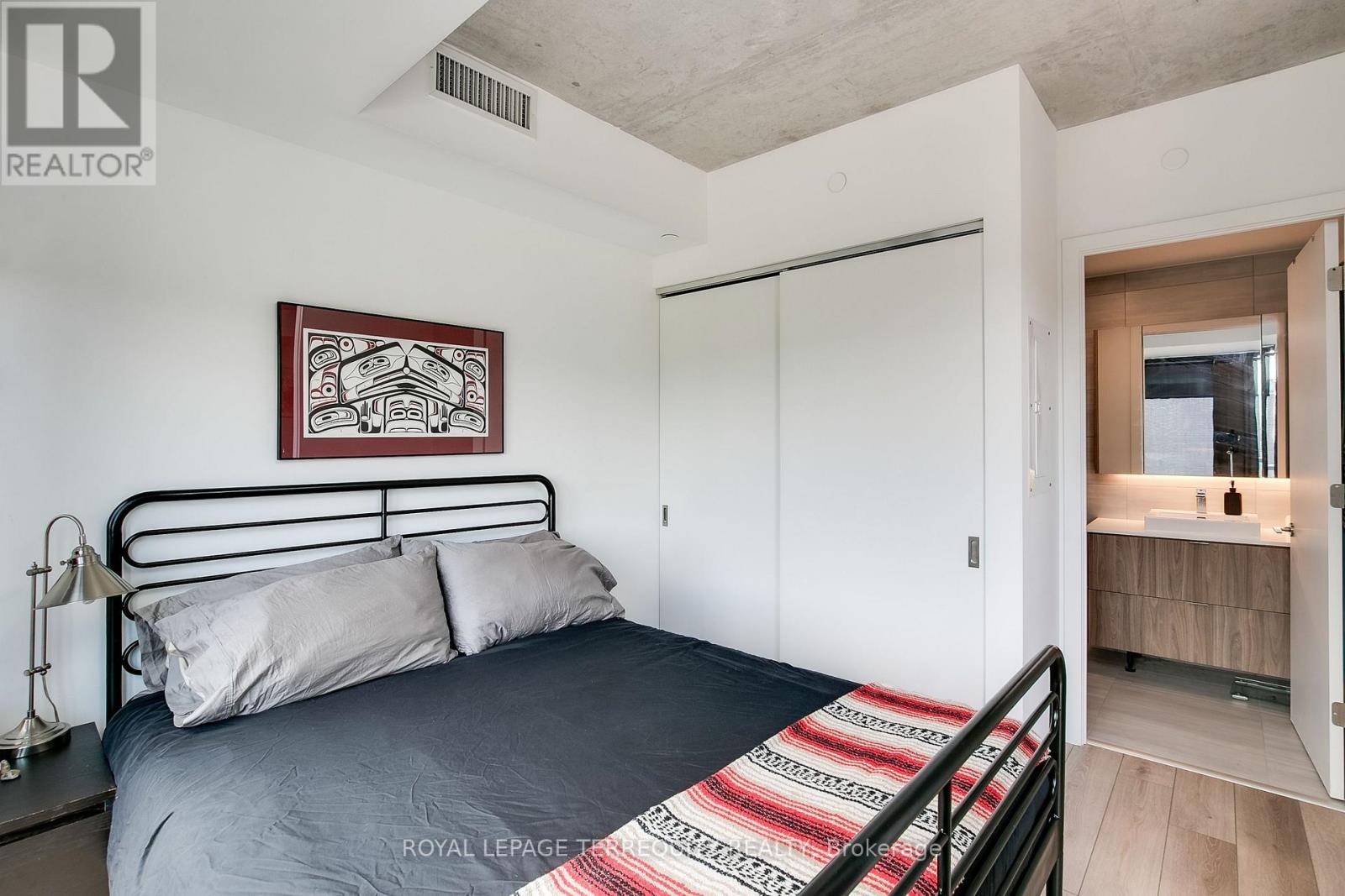 526 - 7 Smith Crescent, Toronto, Ontario  M8Z 0G3 - Photo 13 - W13642502