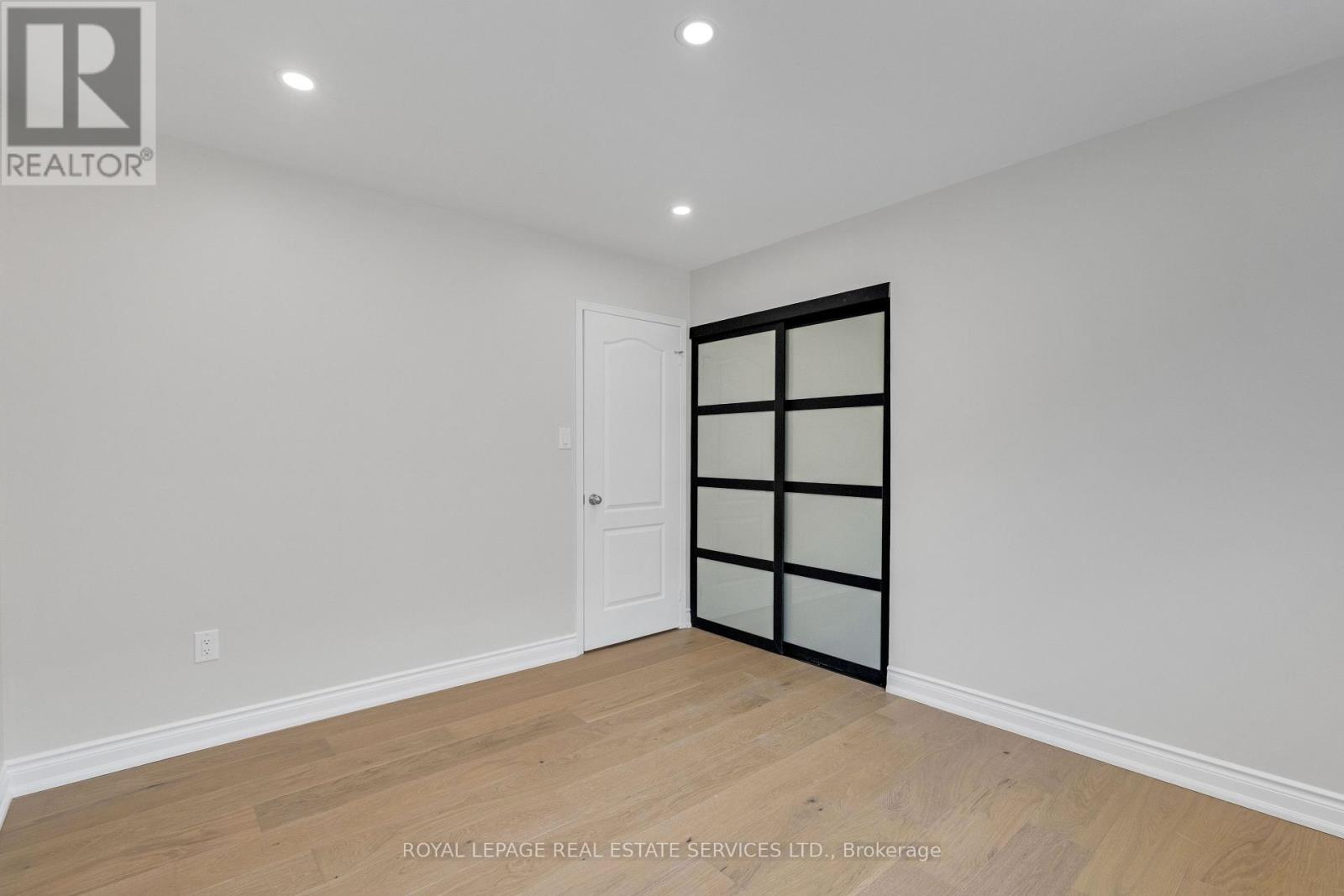 3955 Foxwood Avenue, Mississauga, Ontario  L5N 7V4 - Photo 22 - W13642512