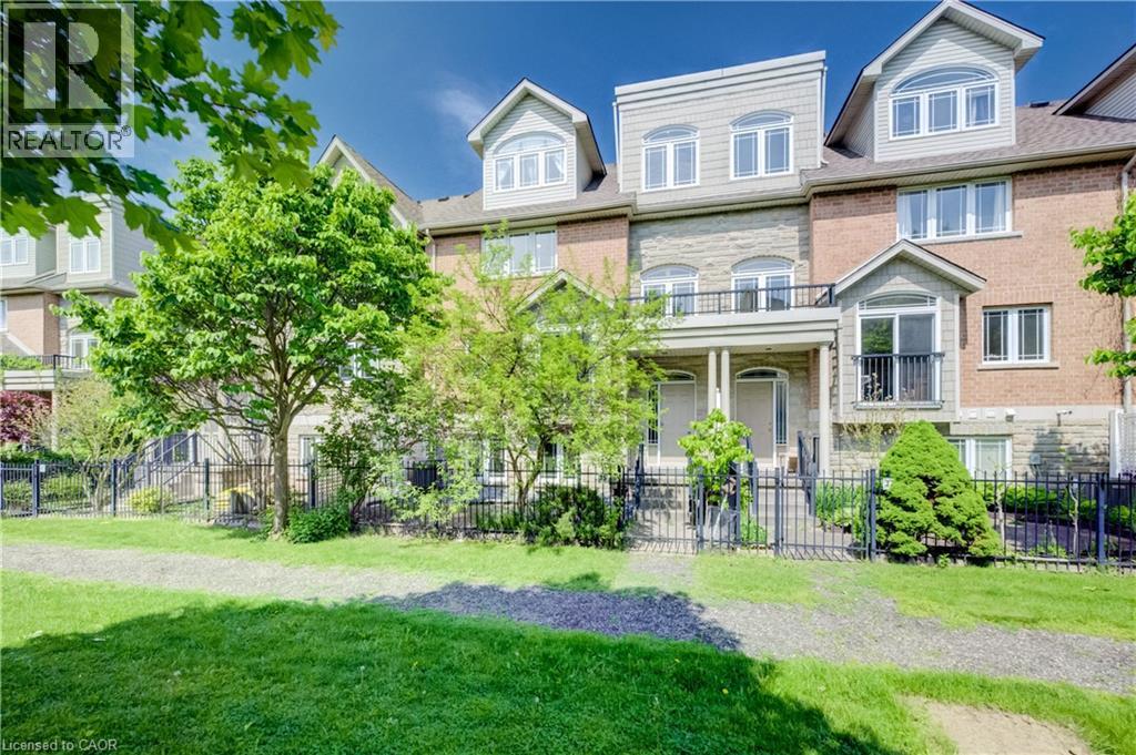 35 GROSVENOR Lane, Cambridge, Ontario