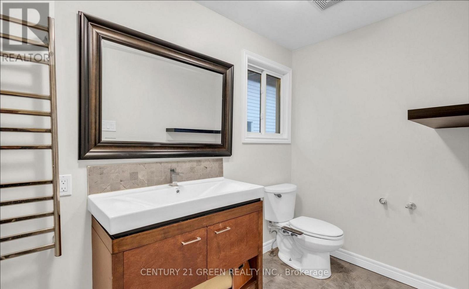 Main & Upper - 14 Clydebank Place, Hamilton, Ontario  L8E 4K2 - Photo 11 - X13642524