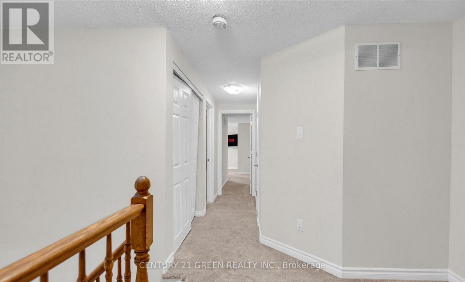 Main & Upper - 14 Clydebank Place, Hamilton, Ontario  L8E 4K2 - Photo 9 - X13642524