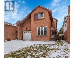 MAIN & UPPER - 14 CLYDEBANK PLACE, Hamilton, Ontario