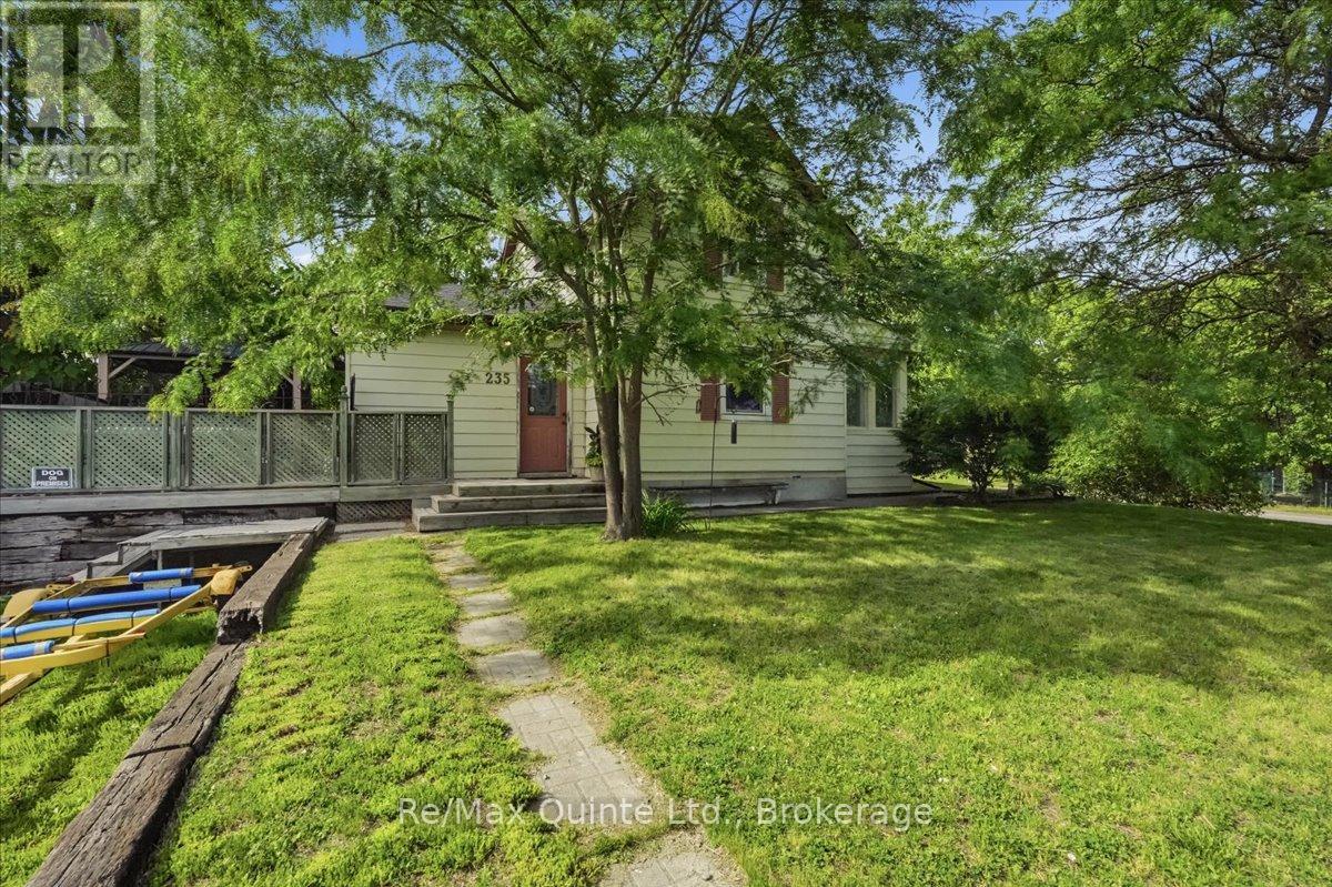 235 PINE STREET, Belleville, Ontario