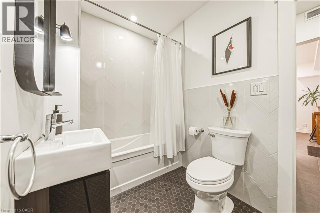 153 Elgin Street, Hamilton, Ontario  L8L 4Y1 - Photo 15 - 40853013