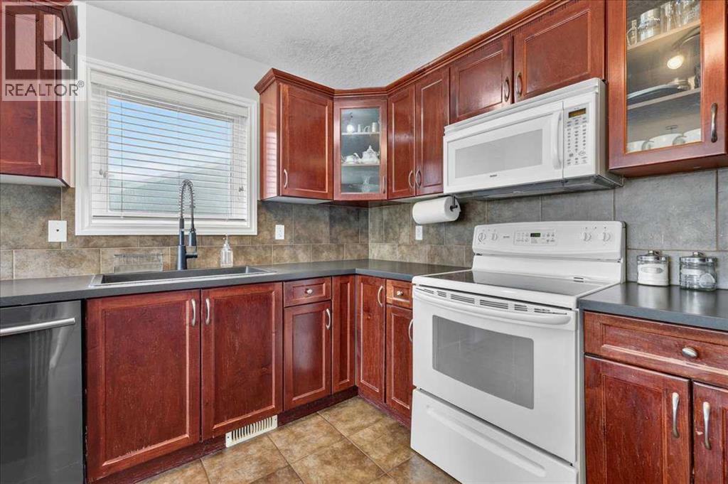 772 Carriage Lane Drive, Carstairs, Alberta  T0M 0N0 - Photo 19 - A2328893