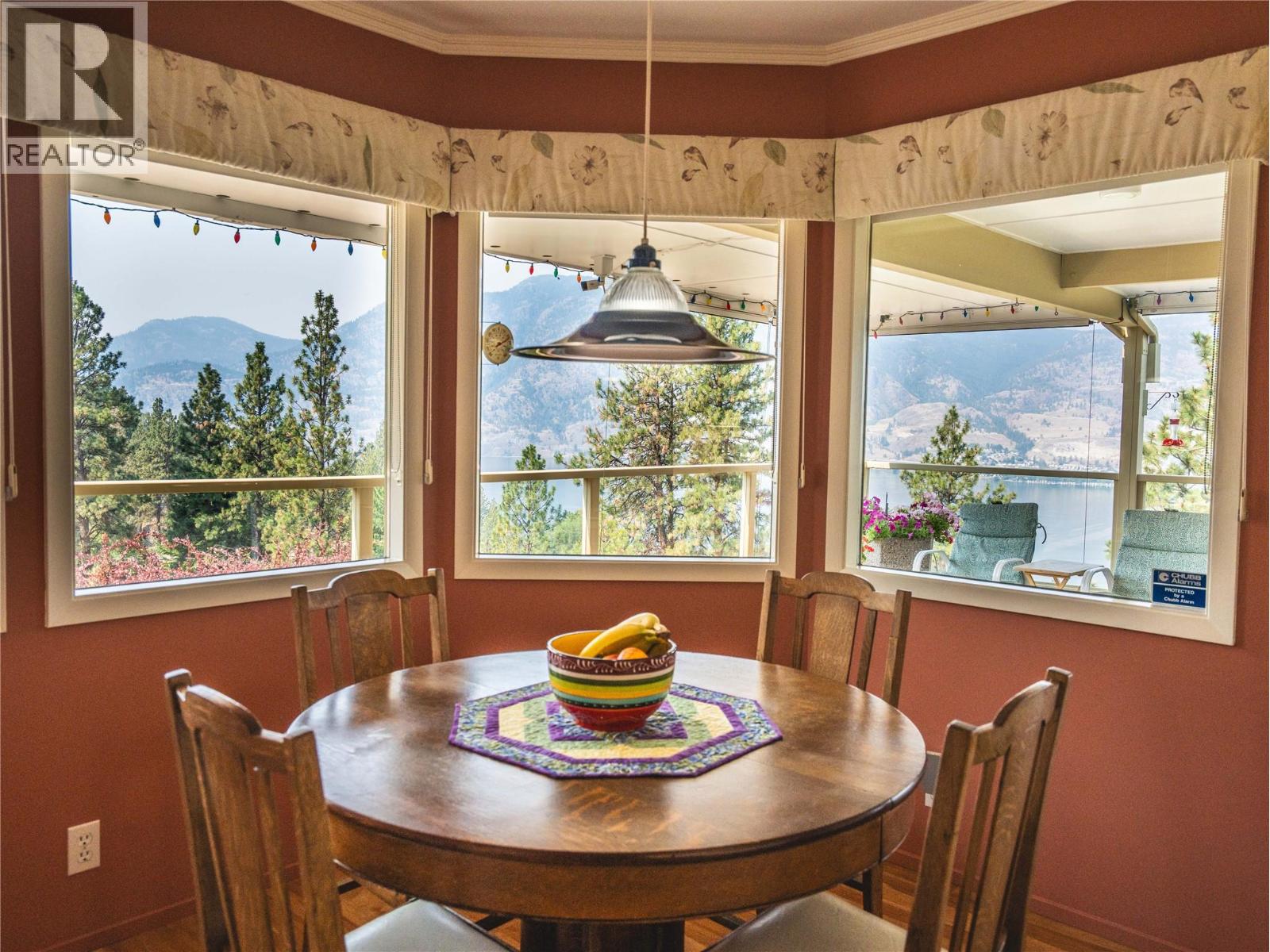 3954 Valleyview Road, Penticton, British Columbia  V2A 8V8 - Photo 13 - 10395729