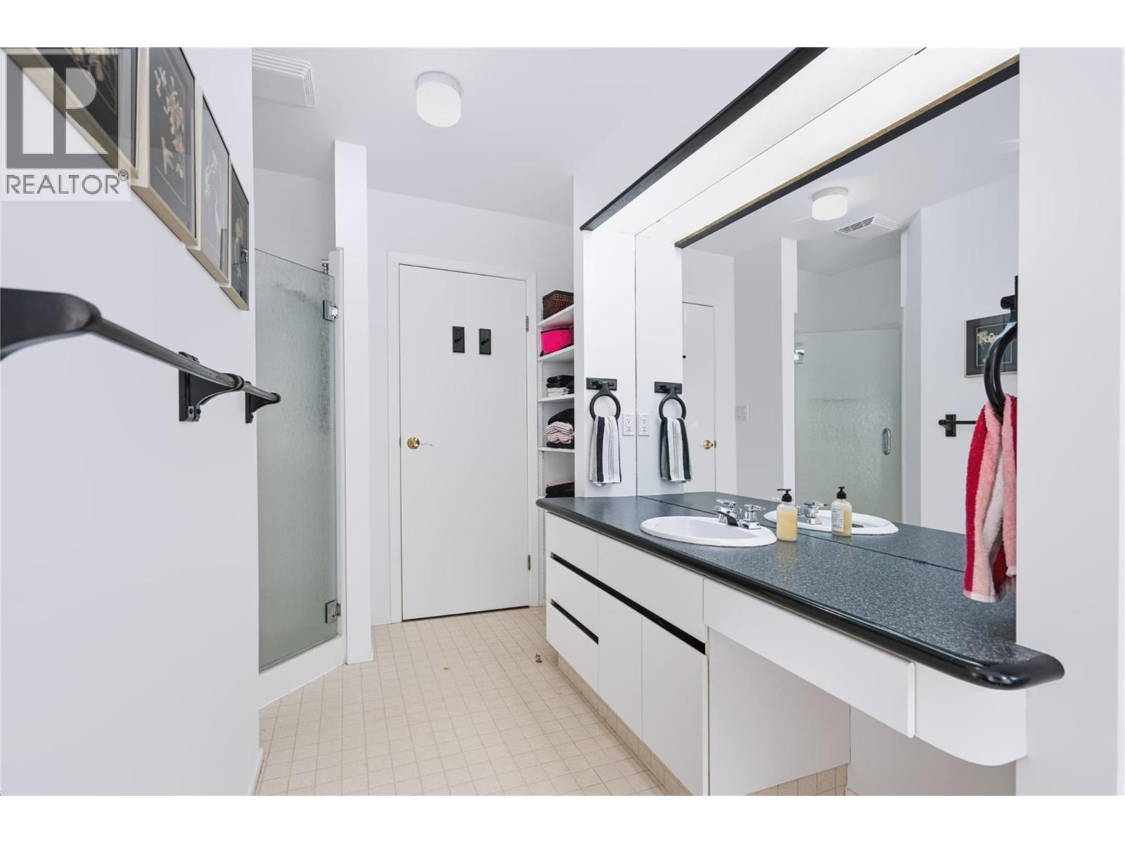 3954 Valleyview Road, Penticton, British Columbia  V2A 8V8 - Photo 19 - 10395729