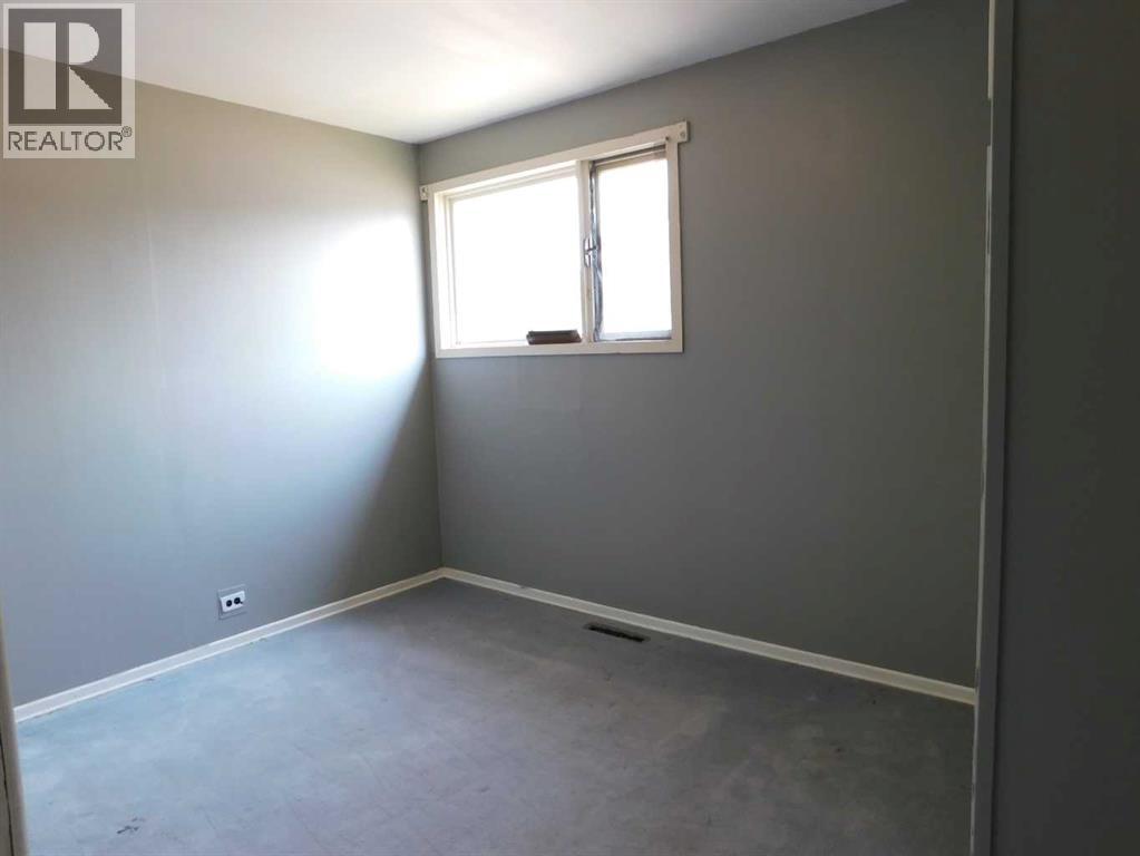 122 44 Avenue W, Claresholm, Alberta  T0l 0T0 - Photo 15 - A2334541