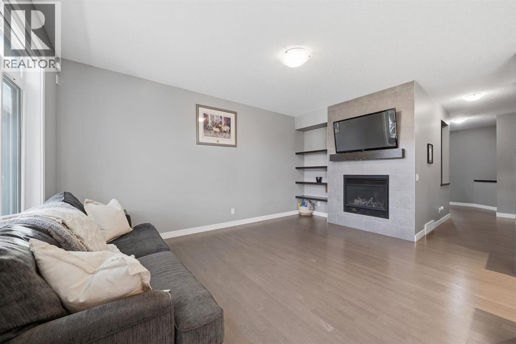 2632 Ravenslea Gardens SE, Airdrie, Alberta  T4A 0T2 - Photo 9 - A2335075
