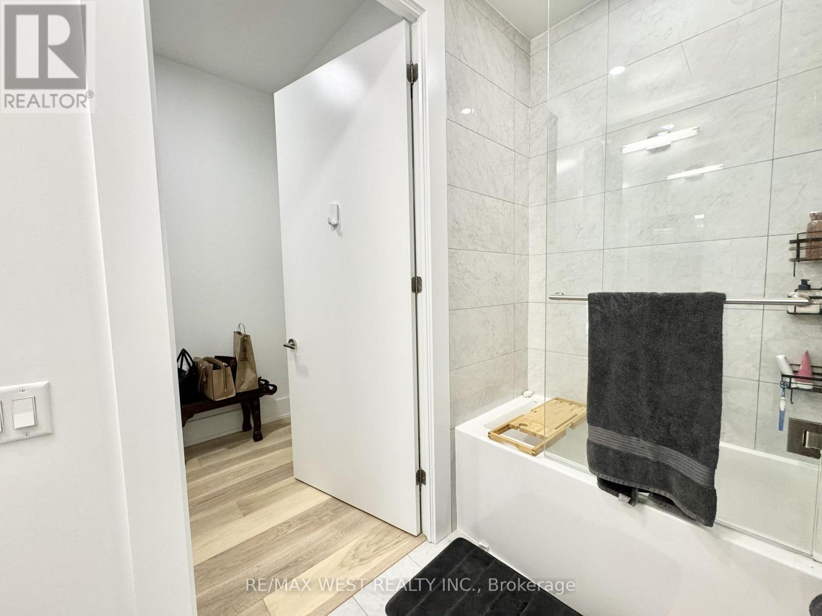 4603 - 39 Roehampton Avenue, Toronto, Ontario  M4P 1P9 - Photo 34 - C13632136