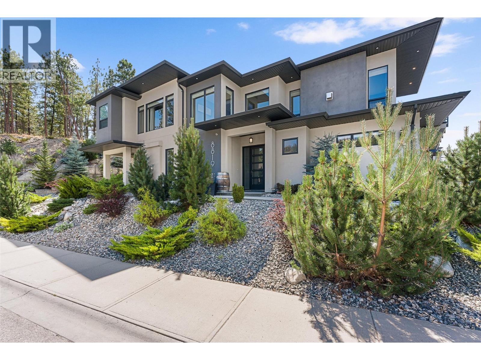8819 Heritage Drive, Lake Country, British Columbia