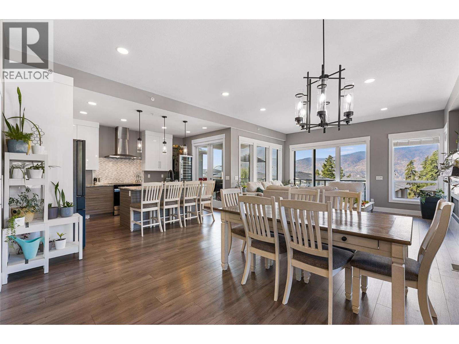 8819 Heritage Drive, Lake Country, British Columbia  V4V 2W2 - Photo 4 - 10396737
