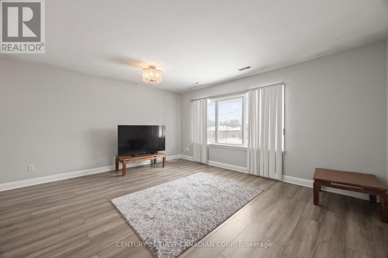 664 Cheapside Street, London East, Ontario  N5Y 3Y2 - Photo 16 - X13642572