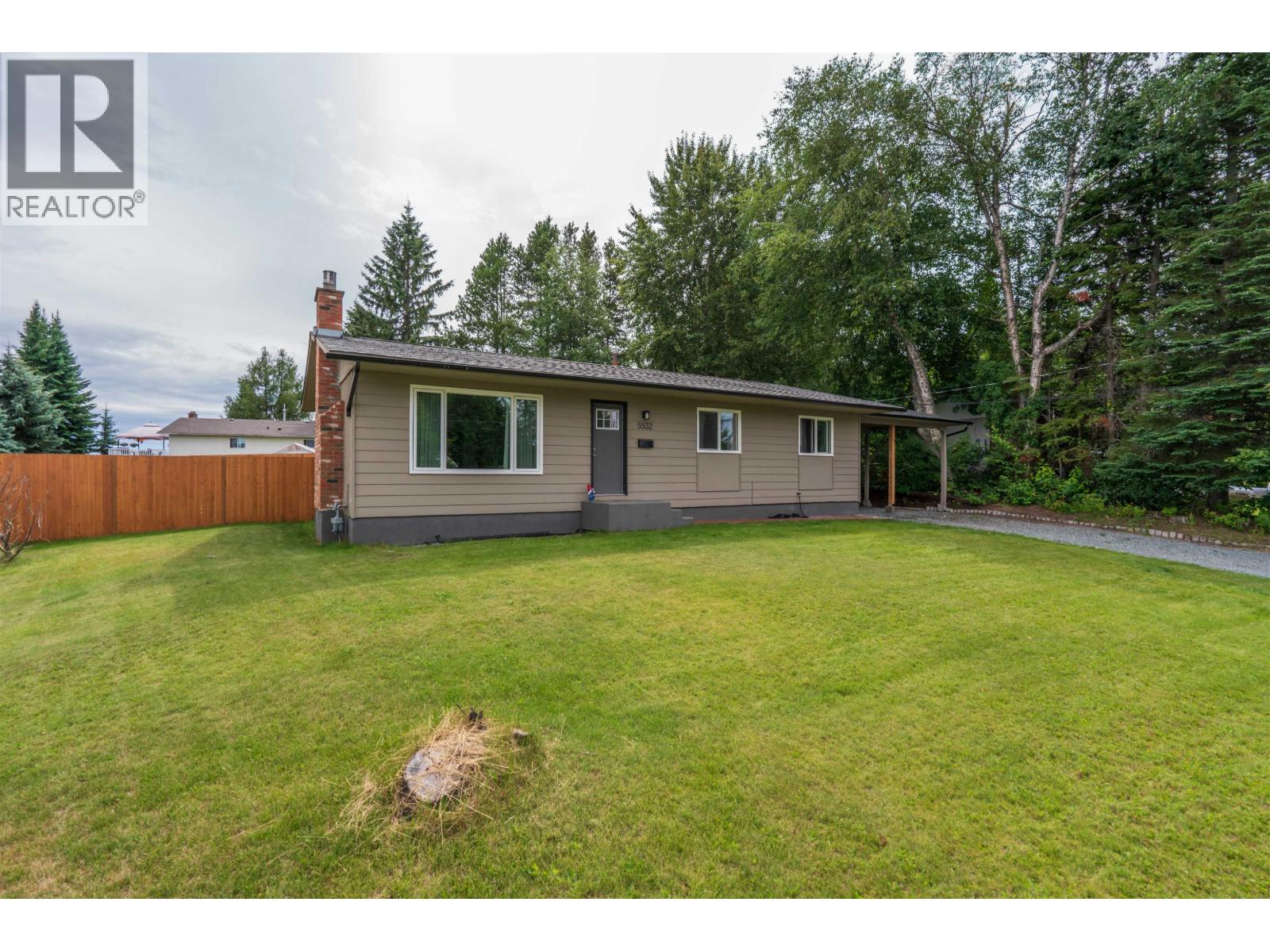 5932 Montgomery Crescent, Prince George, British Columbia  V2K 2E2 - Photo 1 - R3153007