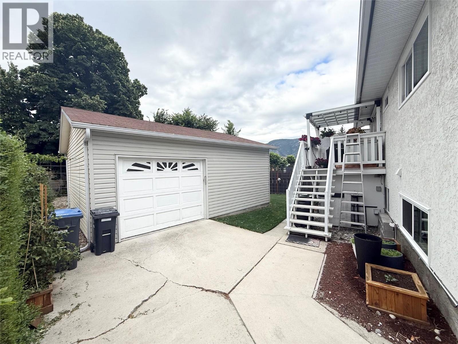 20 Green Avenue, Penticton, British Columbia  V2A 7Z2 - Photo 7 - 10393600
