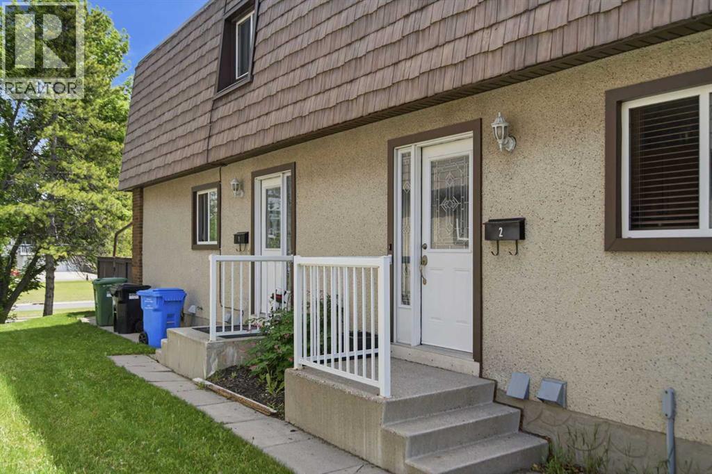 6813 Centre Street NW, Calgary, Alberta  T2K 3K3 - Photo 2 - A2321604