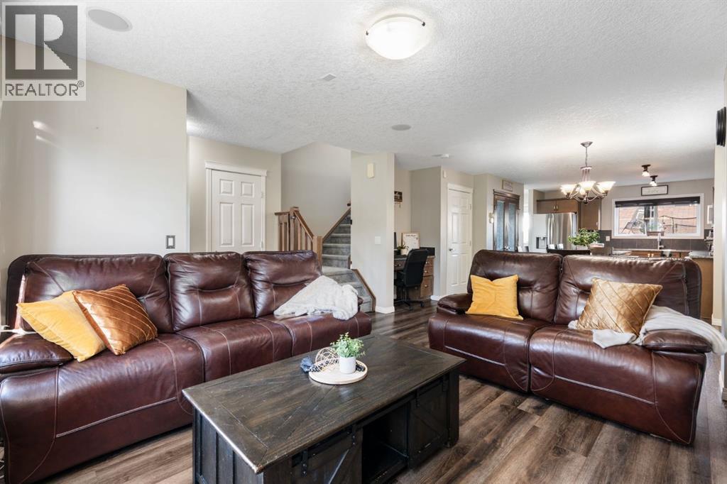 70 Walden Manor SE, Calgary, Alberta  T2X 0N1 - Photo 8 - A2332318