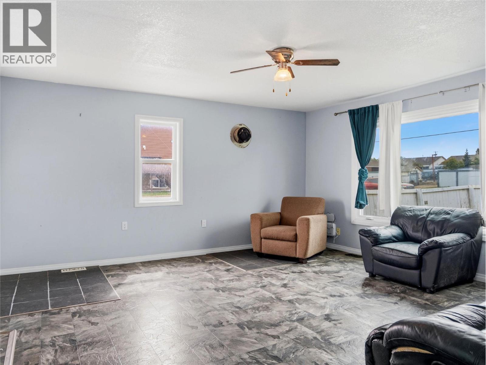 10744 17 Street, Dawson Creek, British Columbia  V1G 4C5 - Photo 26 - 10396817