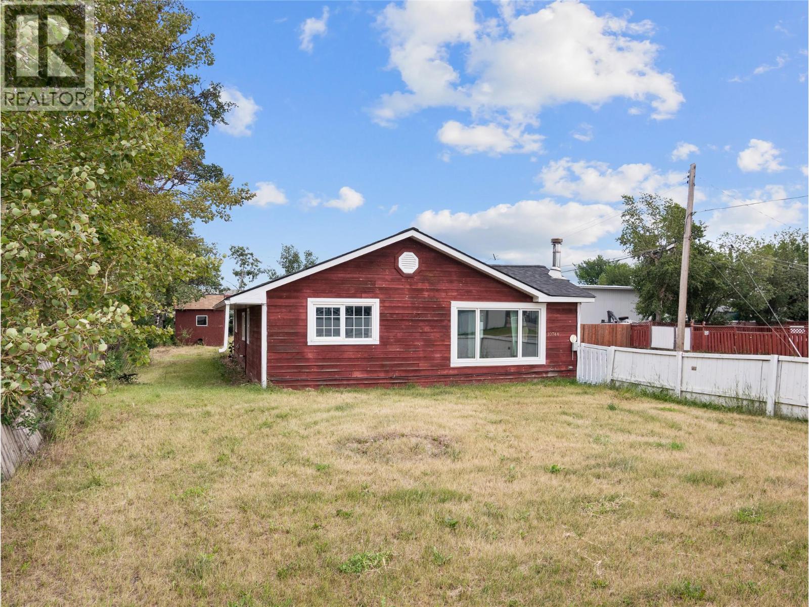 10744 17 Street, Dawson Creek, British Columbia  V1G 4C5 - Photo 34 - 10396817