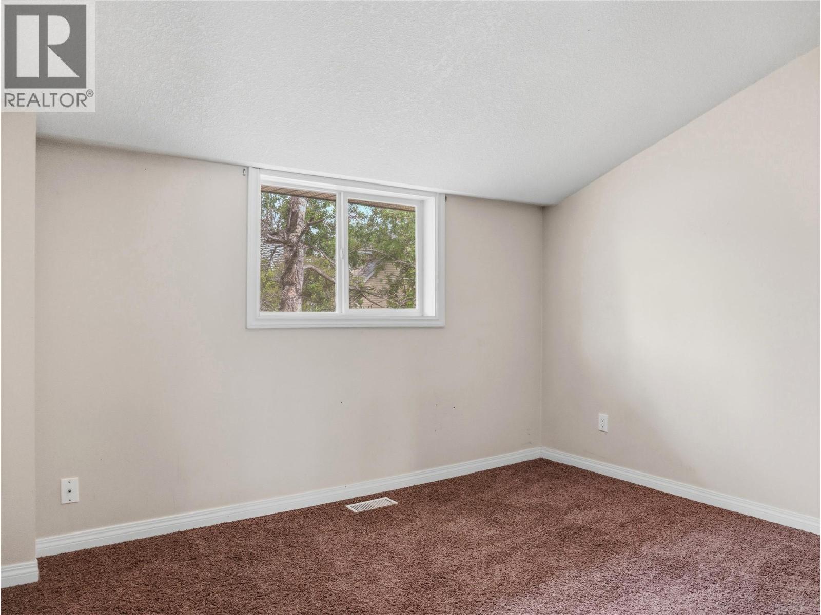 10744 17 Street, Dawson Creek, British Columbia  V1G 4C5 - Photo 18 - 10396817