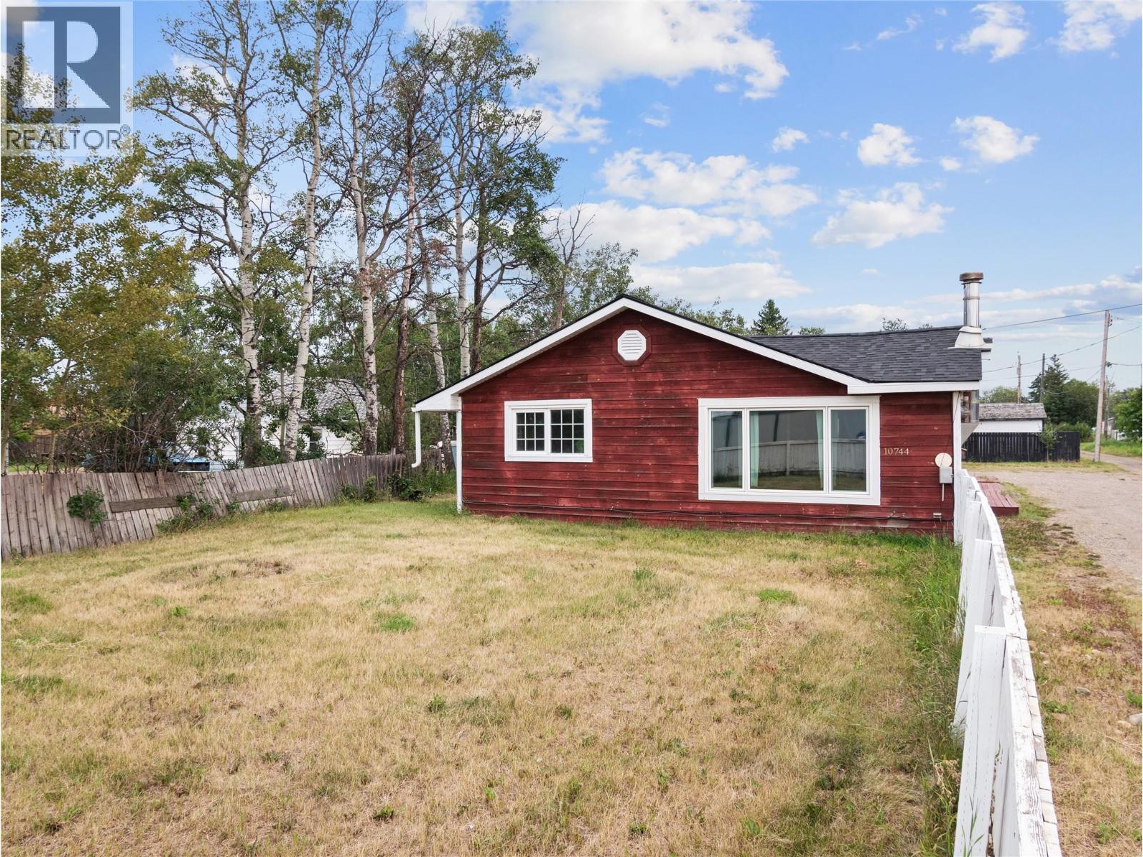 10744 17 Street, Dawson Creek, British Columbia  V1G 4C5 - Photo 33 - 10396817