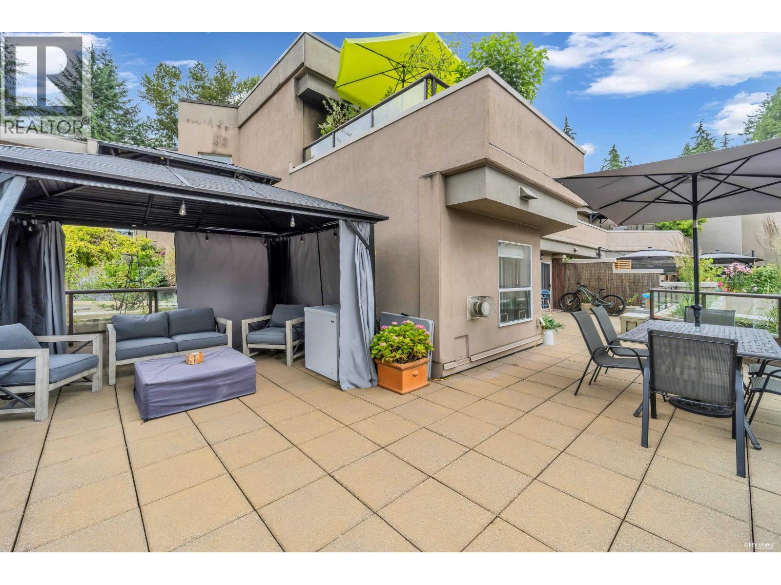 604 1500 OSTLER COURT