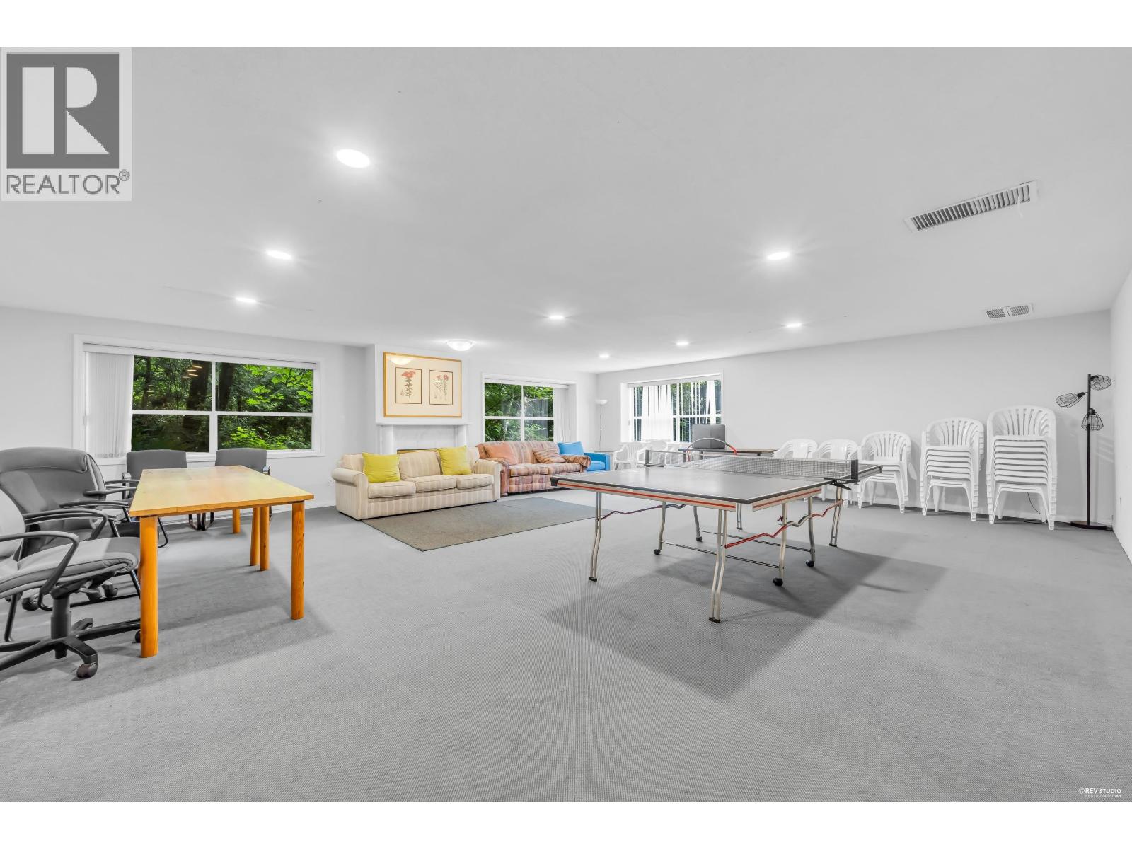 604 1500 OSTLER COURT