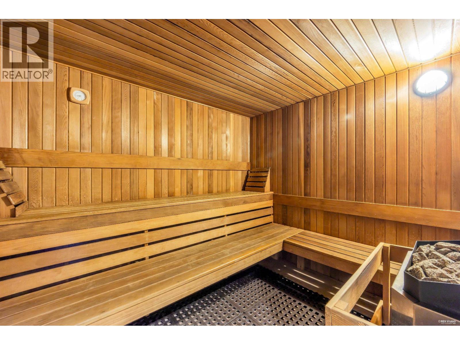 604 1500 OSTLER COURT