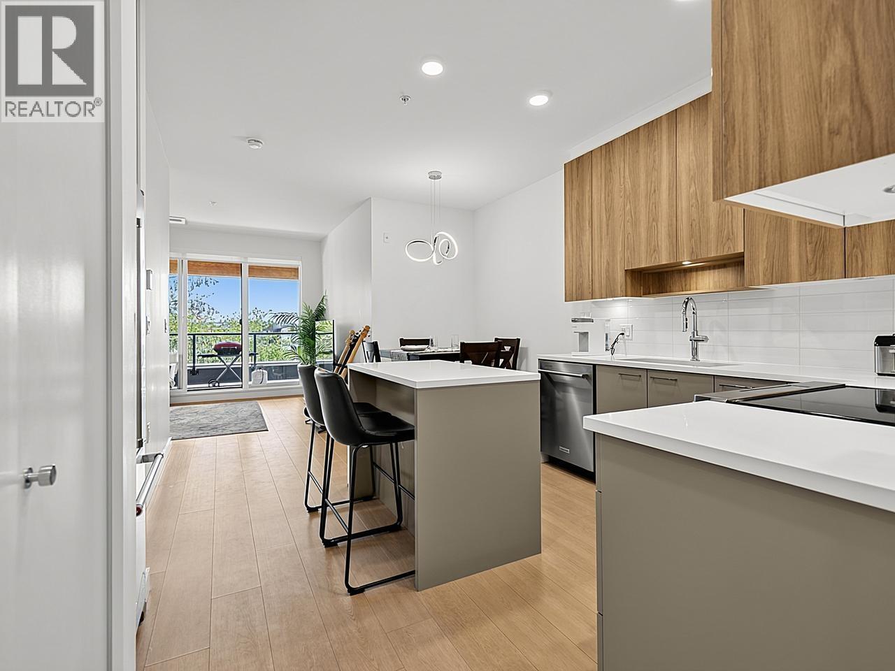 511 7599 15 Street, Burnaby, British Columbia  V3N 0H9 - Photo 4 - R3153130