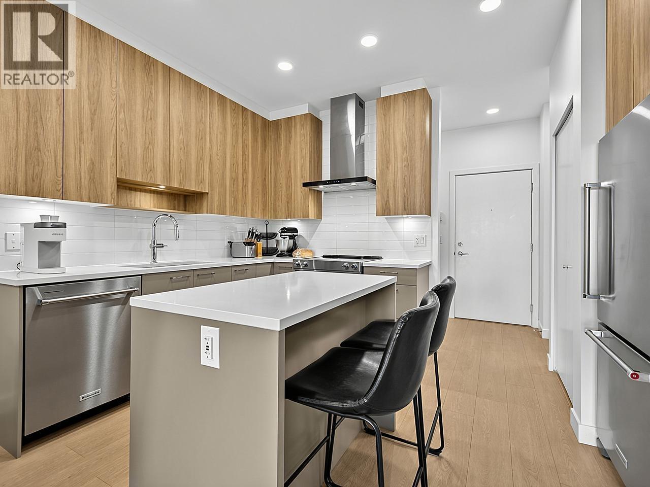 511 7599 15 Street, Burnaby, British Columbia  V3N 0H9 - Photo 5 - R3153130