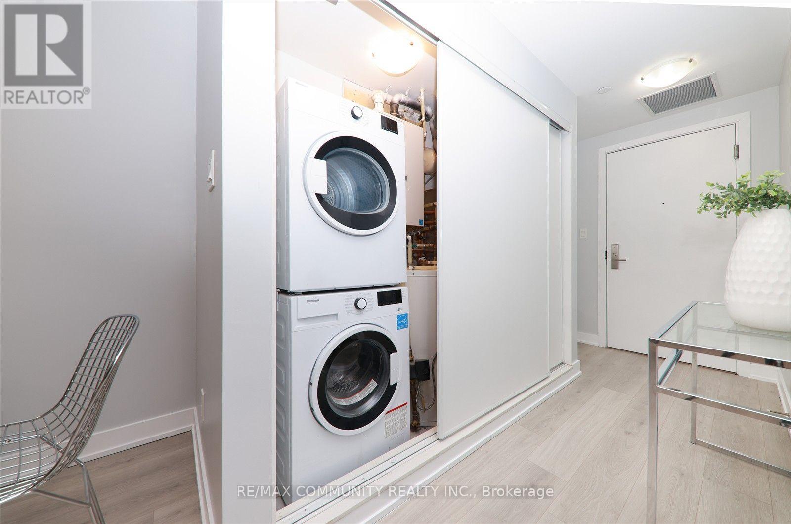 206 - 1709 Bur Oak Avenue, Markham (Wismer), Ontario  L6E 0V7 - Photo 8 - N13642574