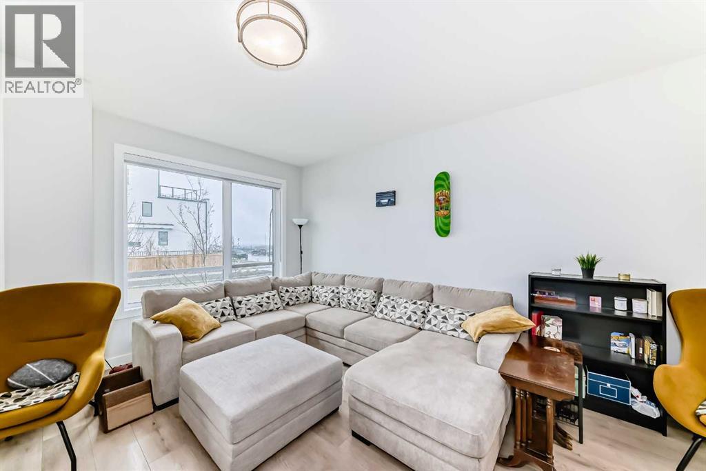 13 Treeline Avenue SW, Calgary, Alberta  T2Y 0R7 - Photo 13 - A2335079