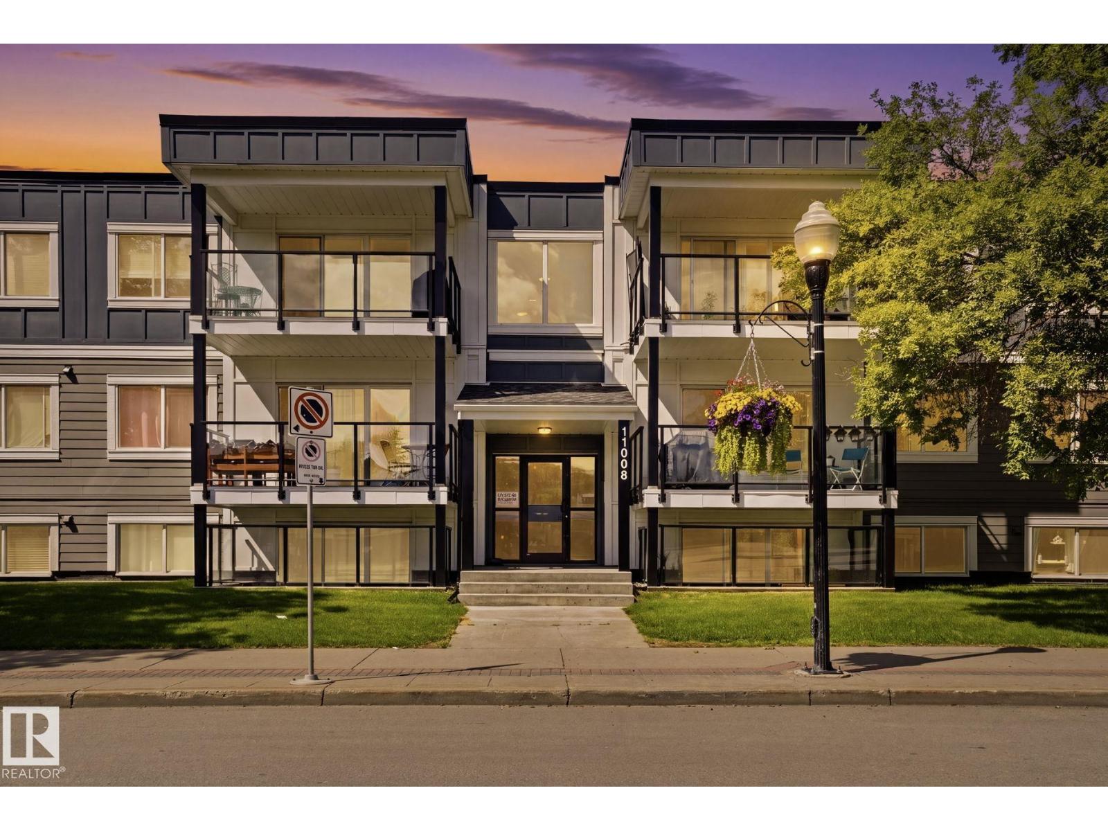 #15 11008 124 ST NW, edmonton, Alberta