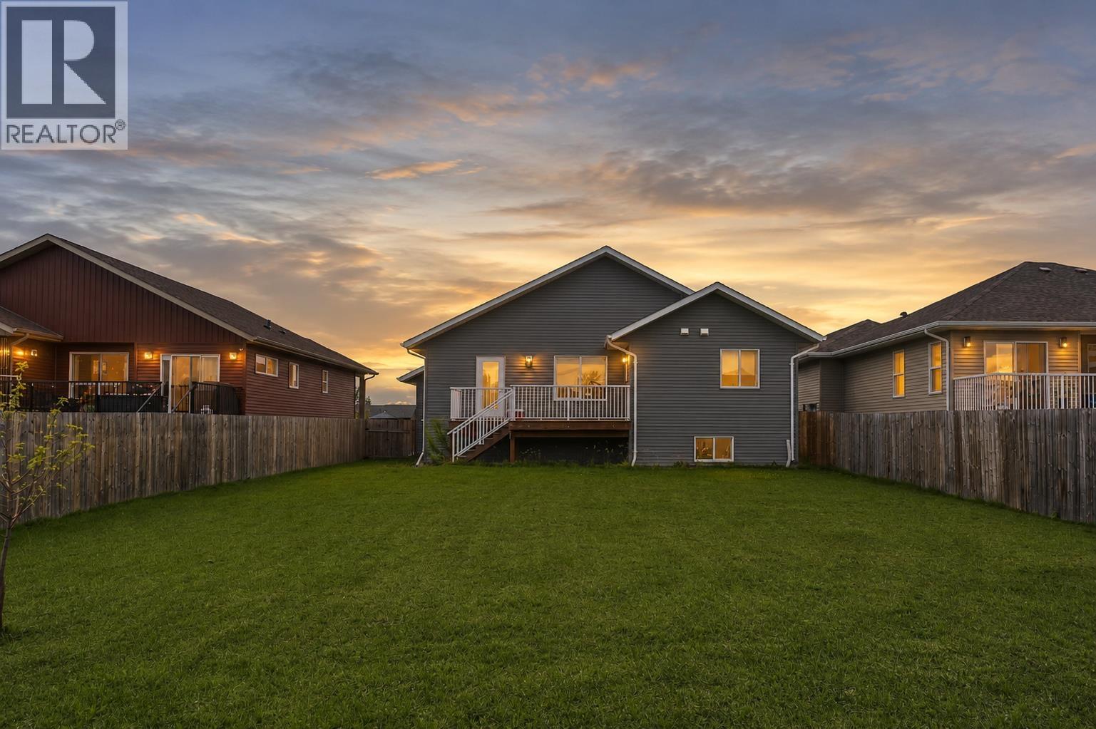 8976 Tatlow Place, Prince George, British Columbia  V2K 0B5 - Photo 4 - R3152028